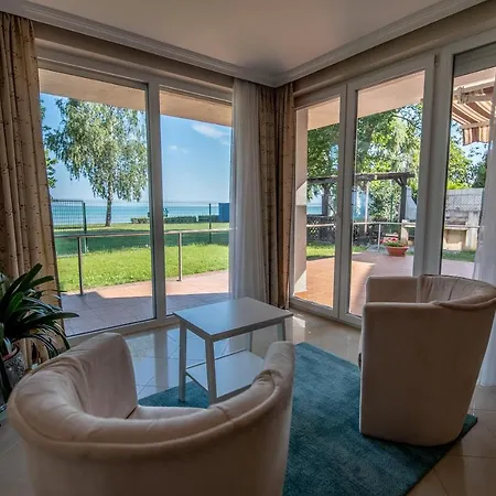Grand Beach Apartment Siofok