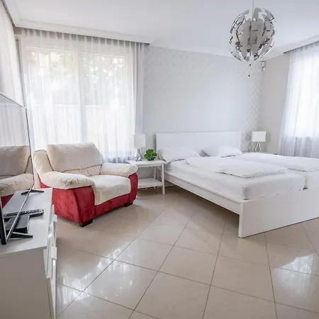 Apartment Grand Beach