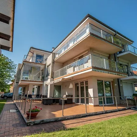 Grand Beach Apartment
